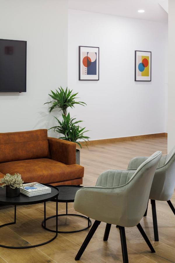 Apartamentos Congreso, Parking Gratuito โลโกรโญ ภายนอก รูปภาพ