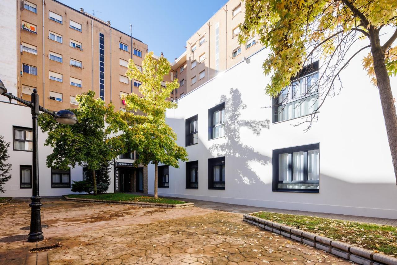 Apartamentos Congreso, Parking Gratuito โลโกรโญ ภายนอก รูปภาพ
