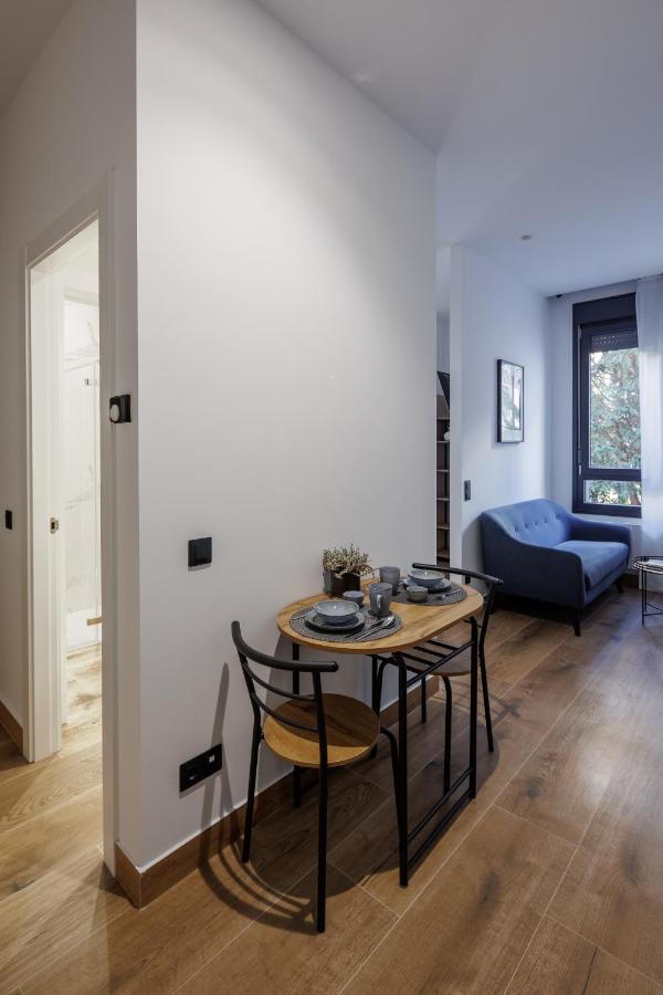 Apartamentos Congreso, Parking Gratuito โลโกรโญ ภายนอก รูปภาพ