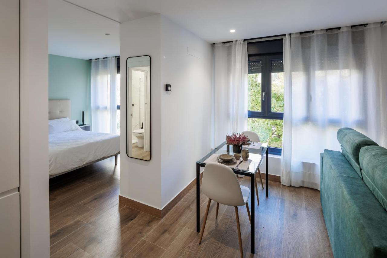 Apartamentos Congreso, Parking Gratuito โลโกรโญ ภายนอก รูปภาพ